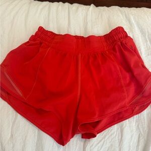 Lululemon Hotty Hot shorts